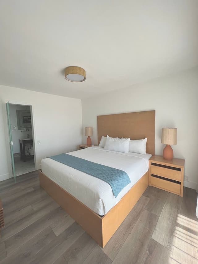 Suite, 1 King Bed with Sofa bed, Ocean View (Ocean View King Suite)