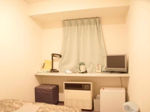 Economy Single Room - Smoking
