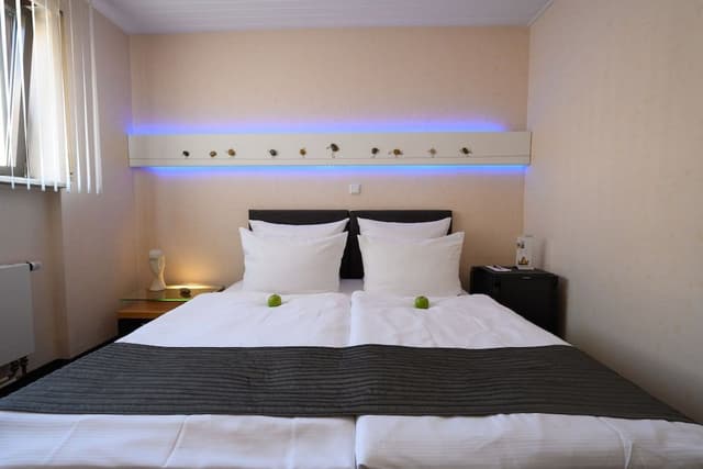 Standard Double Room, 1 King Bed