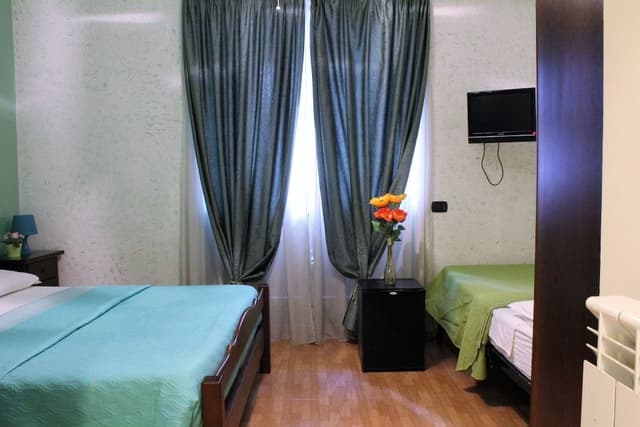 Triple Room
