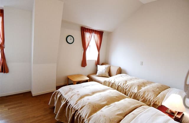 Room, 2 Twin Beds, Balcony, Sea View