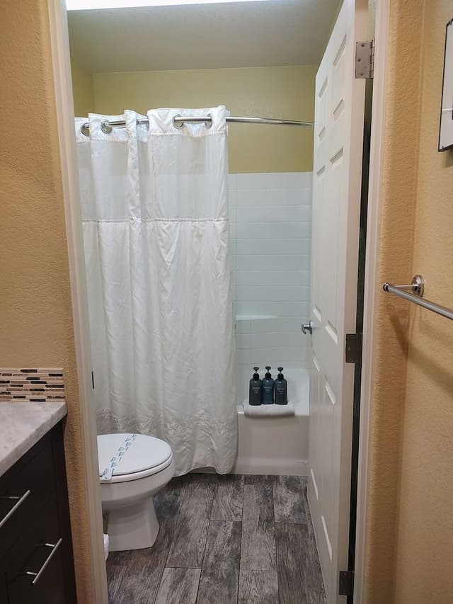 Condo4 110