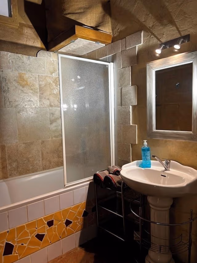 Studio, 1 King Bed with Sofa bed, Pool View, Poolside