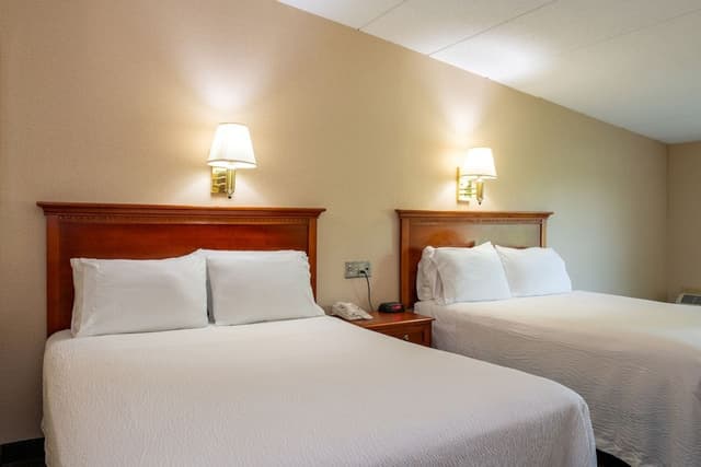 Standard Room, 2 Queen Beds