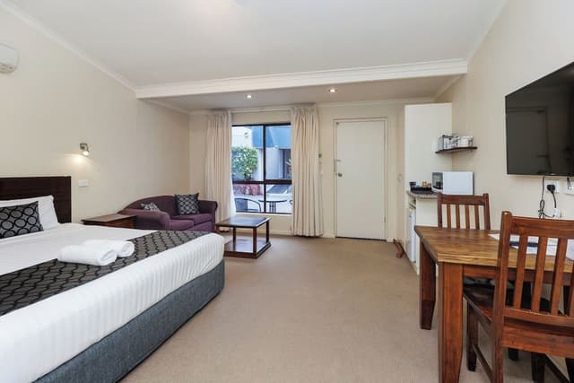 Executive King Room