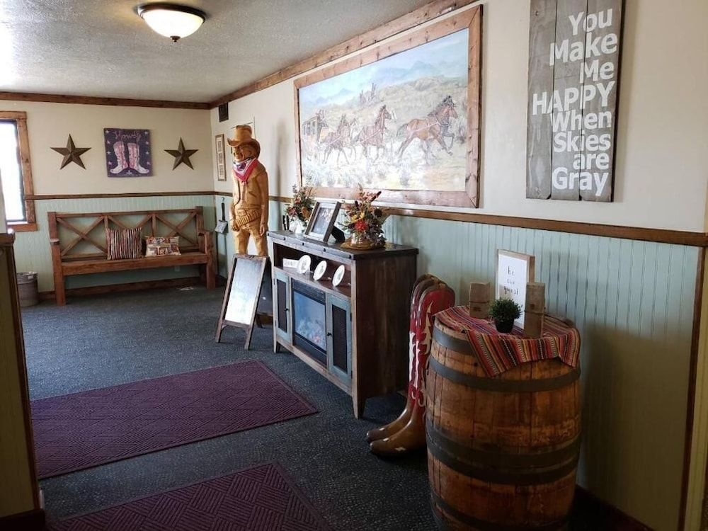 Western Inn3
