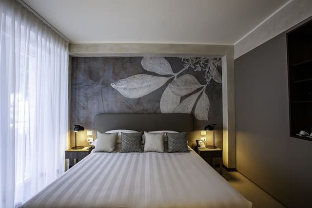 Prestige Room