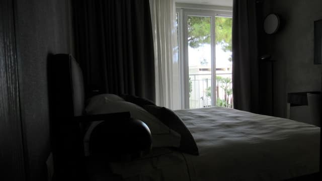 Prestige Room