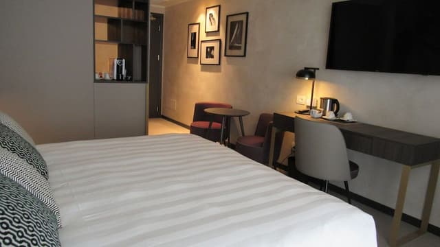 Prestige Room