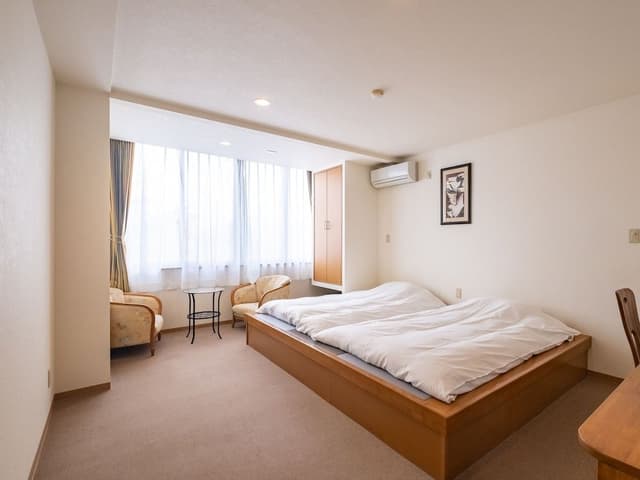Standard Twin Room (No Restaurant nearby, Check-in until 6 PM)