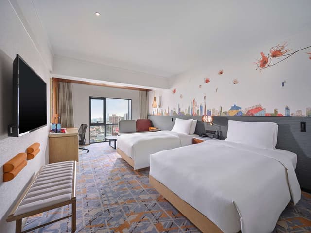 TWIN GUEST ROOM CITY VIEW