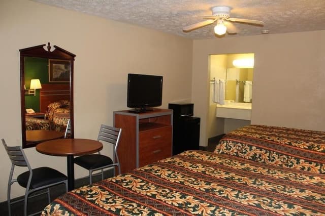 Double Room with Two Double Beds - Non Smoking