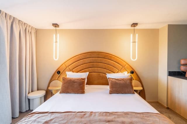 Junior Suite with Balcony