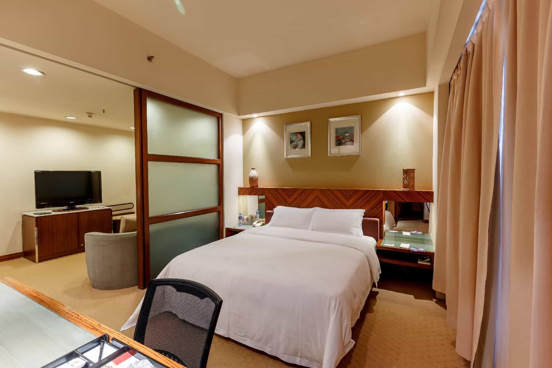 โรงแรมพาร์คเลน โรงแรมพาร์คเลน