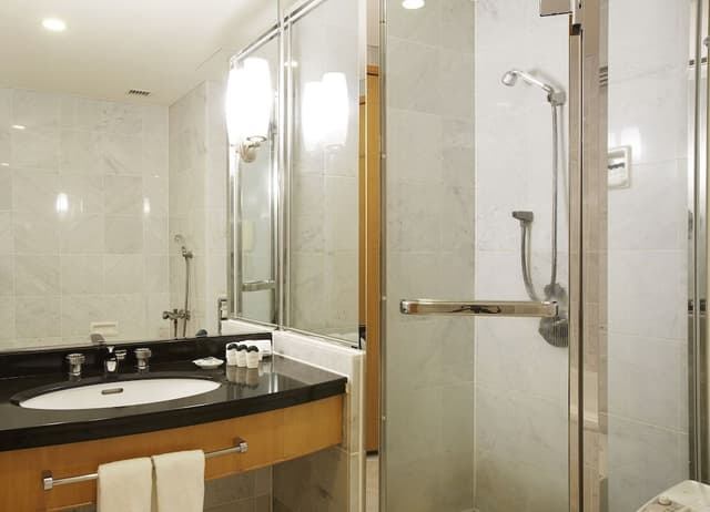 Clement Twin Room, Non Smoking (32 sqm)