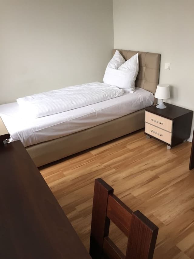 Business Single Room