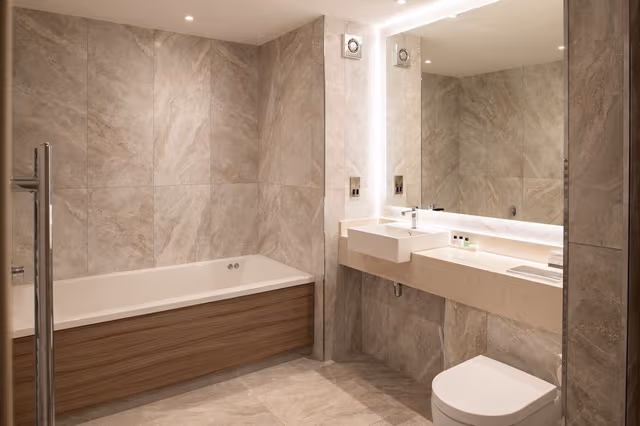 Luxury Suite