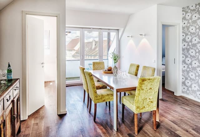 Deluxe Suite, Lake View