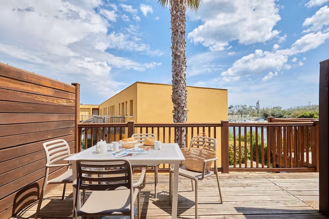 Apartment, 1 Bedroom, Poolside