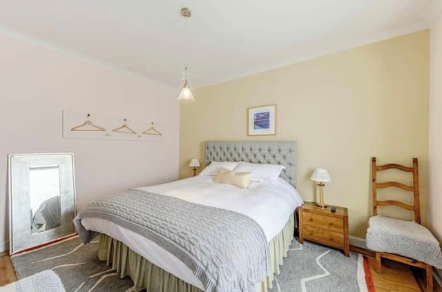 Standard Room, 1 King Bed