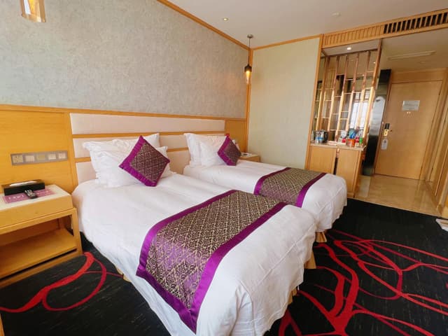 2 Bed Twin Superior Room