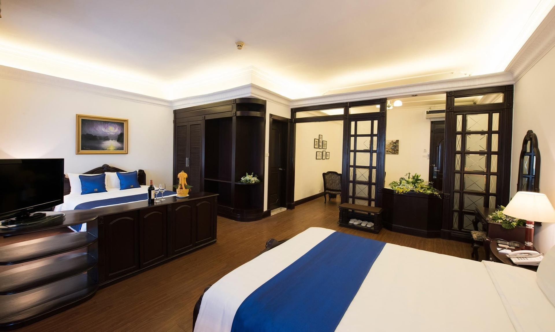 Hoa Binh Hotel2