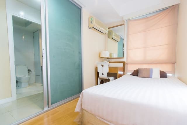 2 Bedrooms D