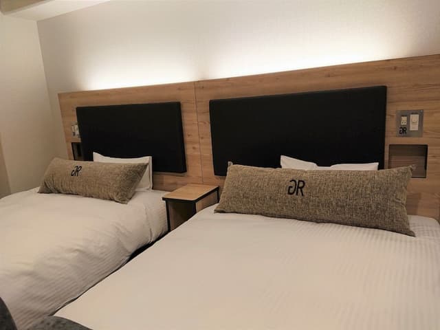 Premium Twin Room, 2 Double Beds, Non Smoking (Up to 4 People)