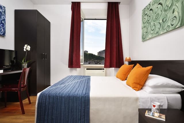 Standard Double or Twin Room, Ensuite (City View)