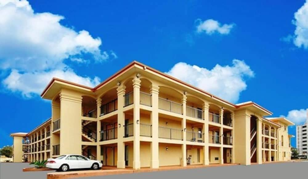 Fairway inn Fairway inn
