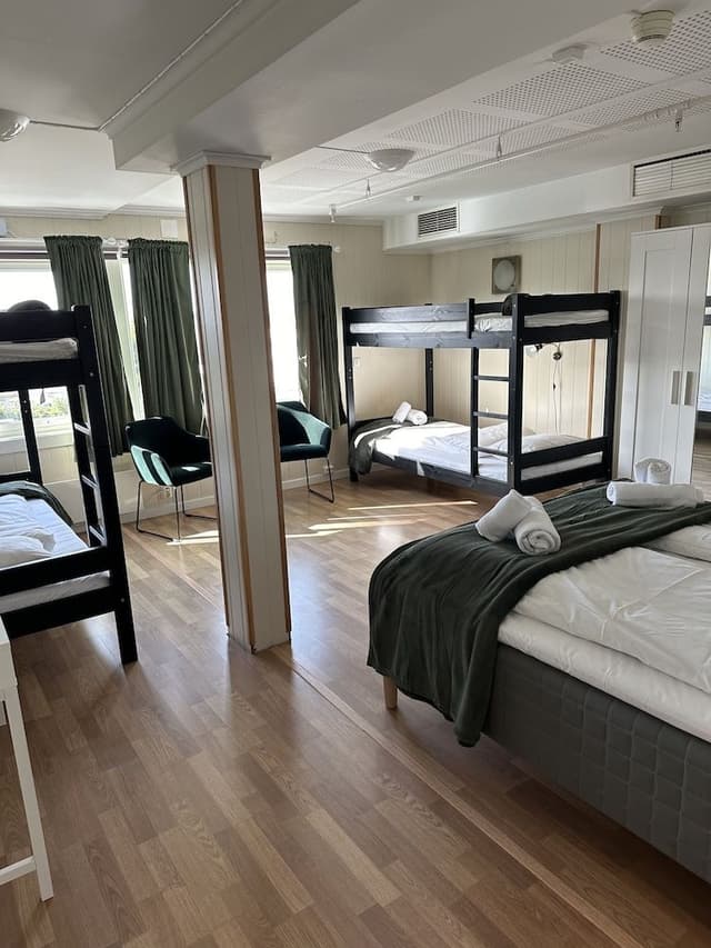 Classic Quadruple Room