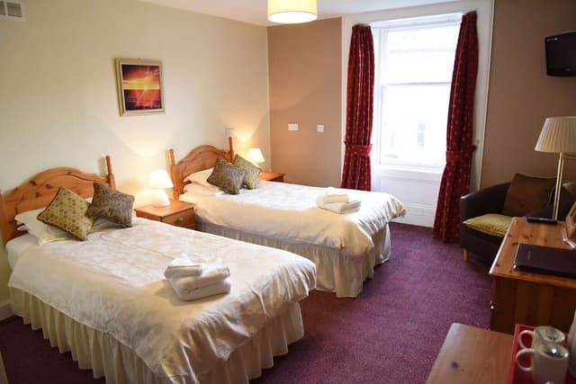 Twin Room, Private Bathroom