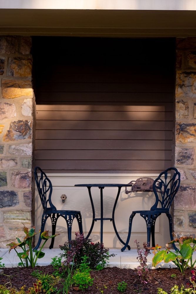 The Lafayette Inn2