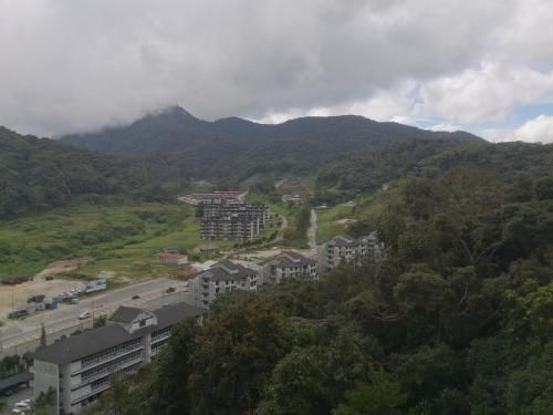 ทรี รูม แอพท์ แอท คราวน์ อิมพีเรียล คอร์ท (3 Rooms Apt @ Crown Imperial Court)0