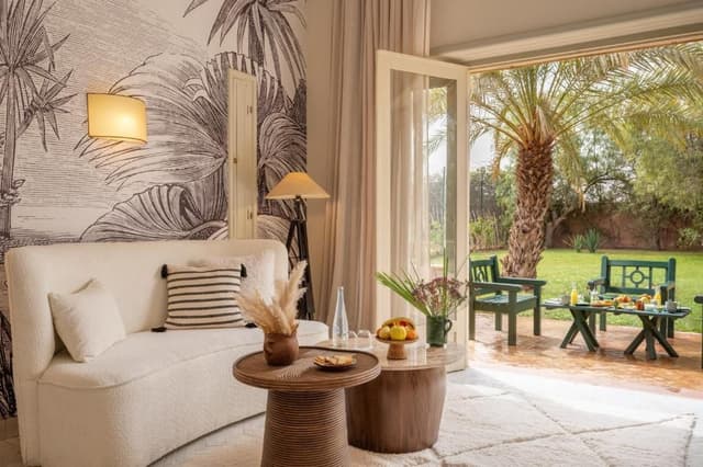 Suite executive