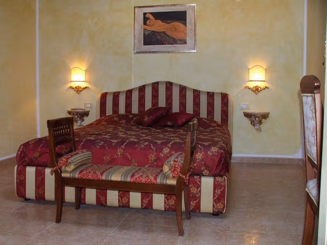 Double Room, Jetted Tub