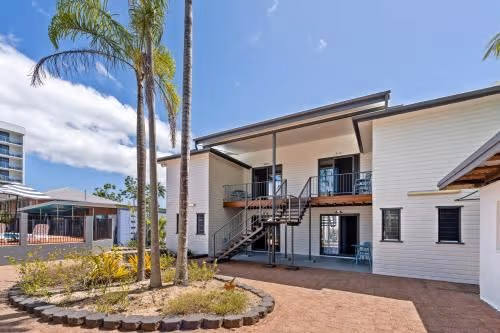 Superior Double/Twin Room with Private Bathroom