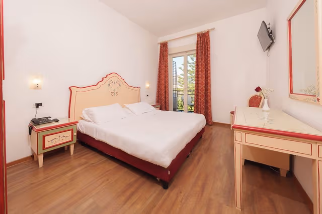 Standard Double or Twin Room, Sea View