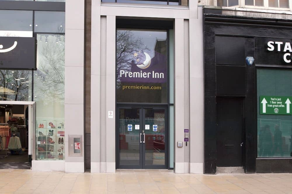 Premier Inn Edinburgh Princes Street Premier Inn Edinburgh Princes Street