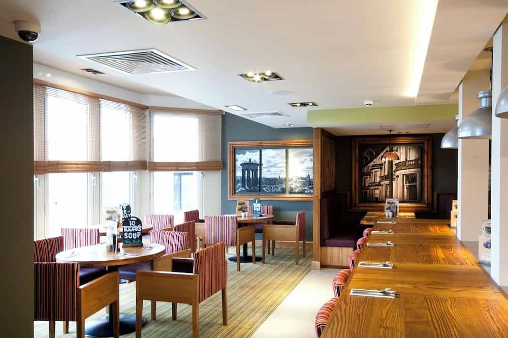 Premier Inn Edinburgh Princes Street Premier Inn Edinburgh Princes Street