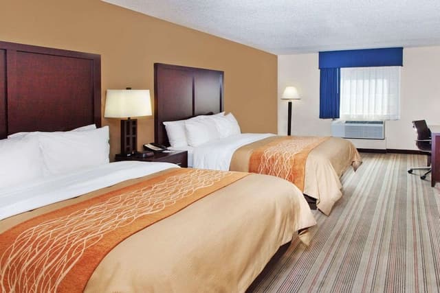 Standard Room, 2 Queen Beds, Non Smoking