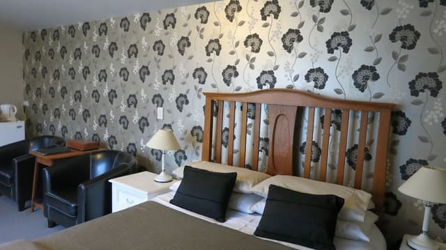 Standard Studio, Non Smoking, Balcony (Garden Queen Ensuite)