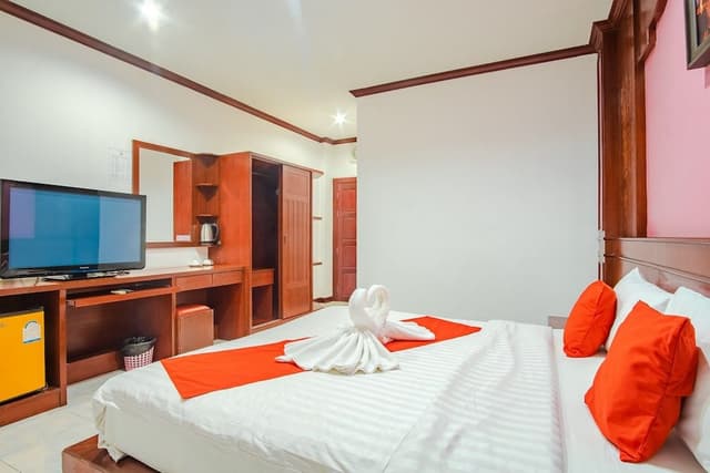 Standard Room, No Windows
