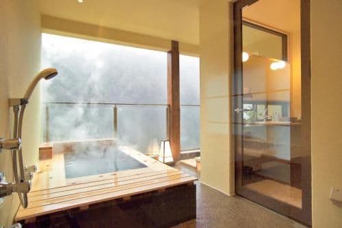 Deluxe Japanese Suite