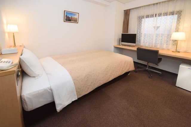 Single Room, Non Smoking, Private Bathroom