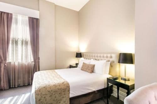 Standard Queen Room
