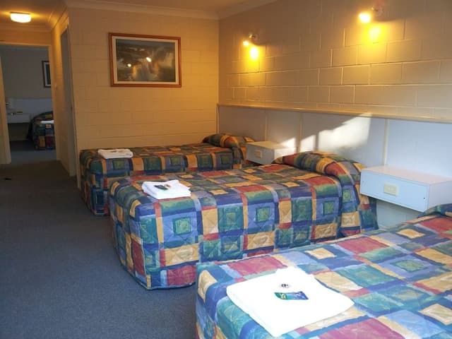 Deluxe Family Suite
