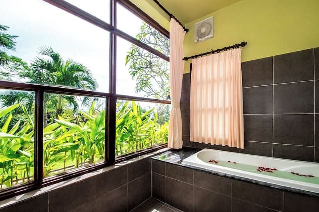 Family Three-Bedroom With Private Pool