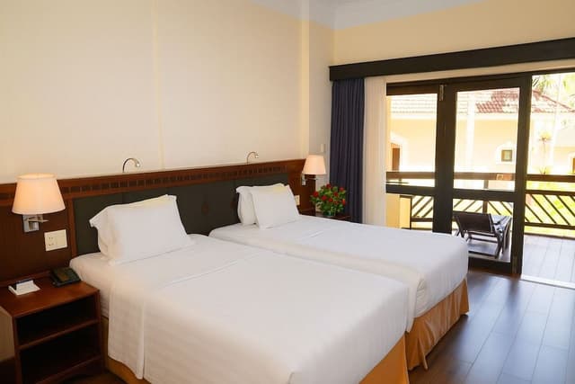 Panorama Room, Garden View