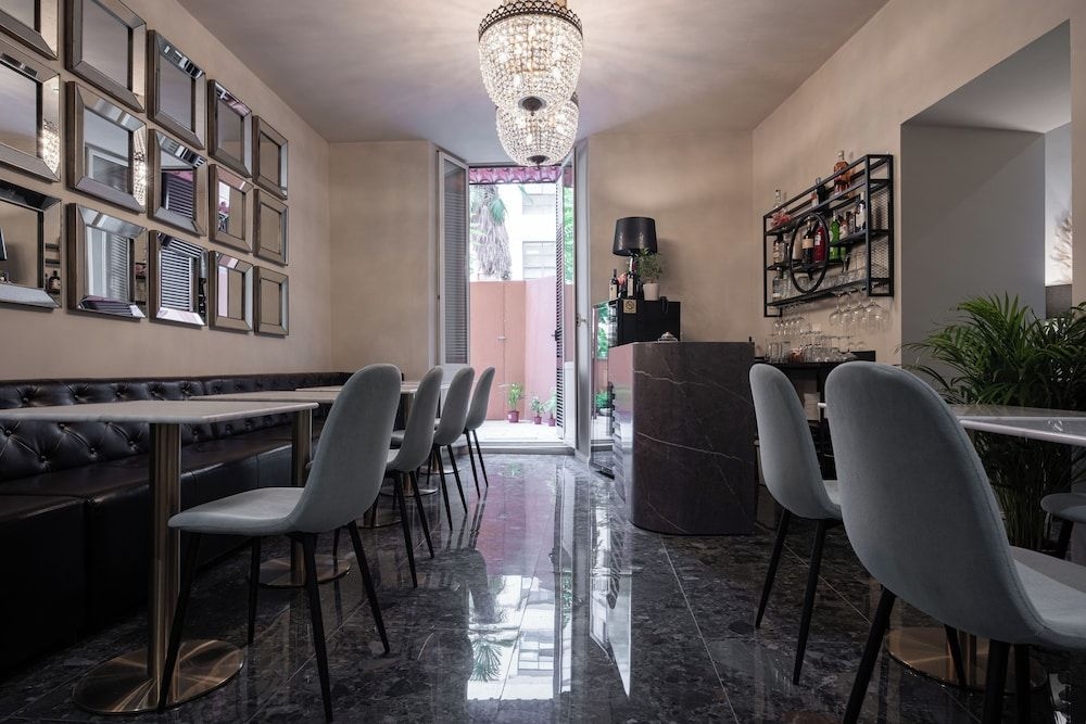 Tiffany Roma Suite3
